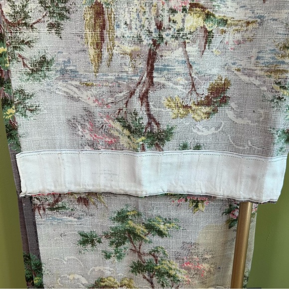 Two Vintage Barkcloth Curtain Panels - Picture 6 of 7